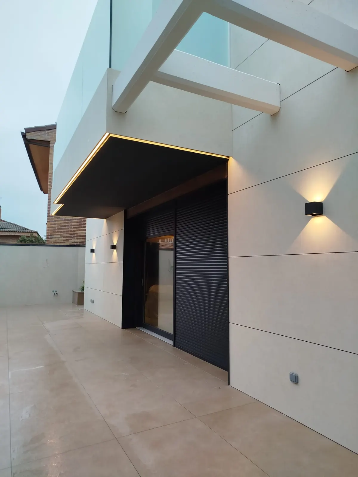 Conjunto exterior del chalet