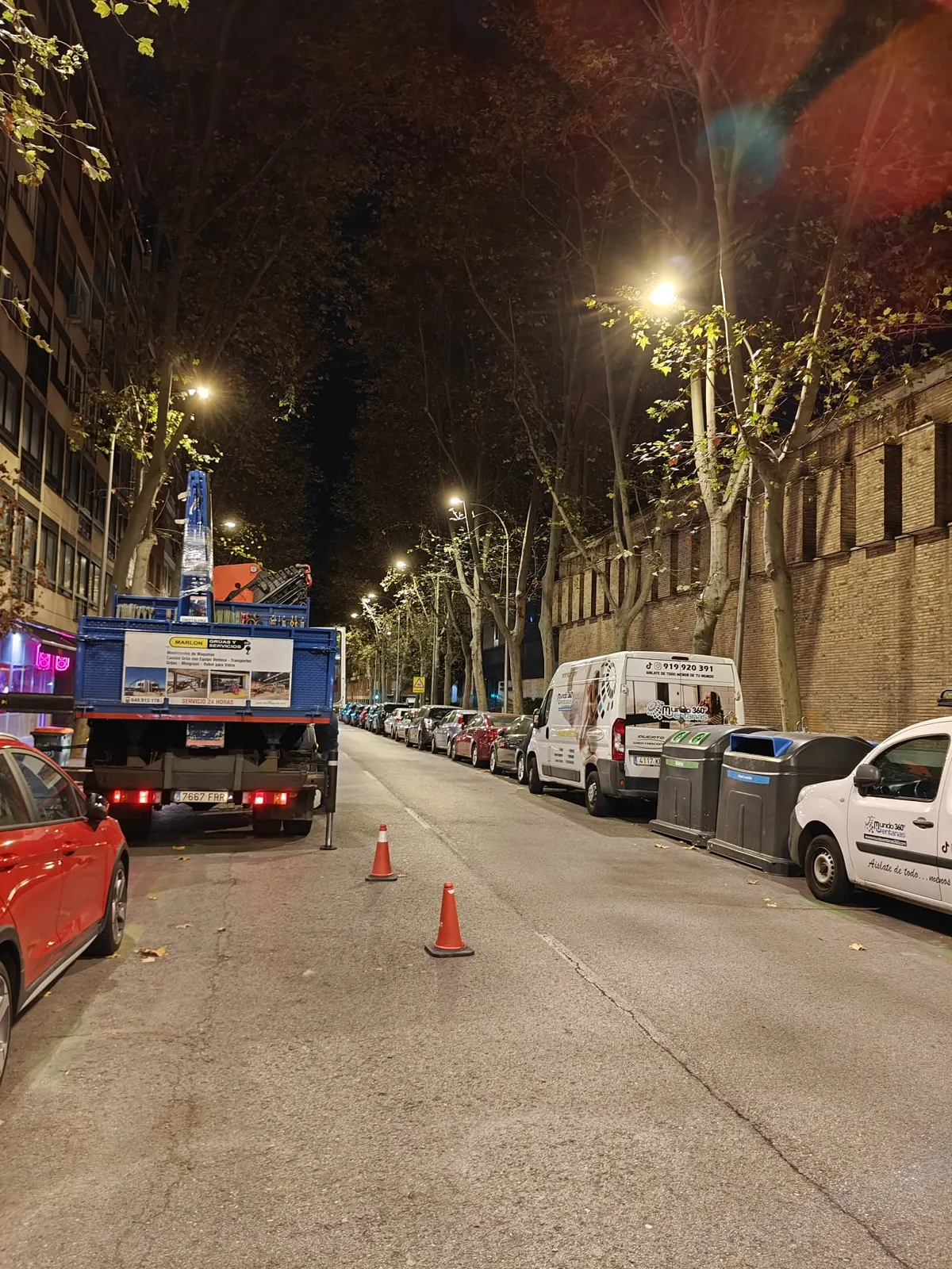 Equipo trabajando en intervención nocturna