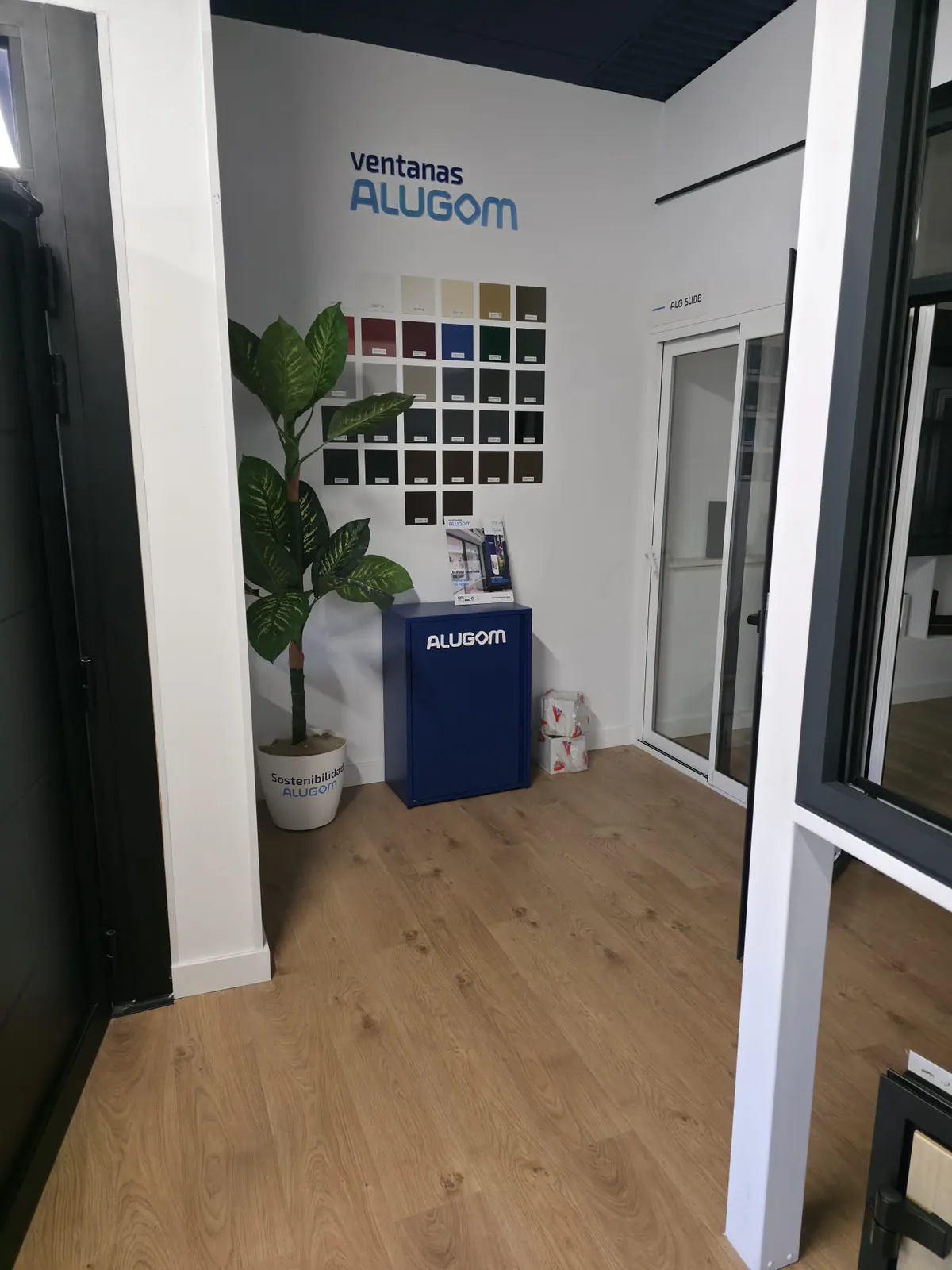 Showroom Mundo Ventanas 360 en Fuenlabrada · imagen 29